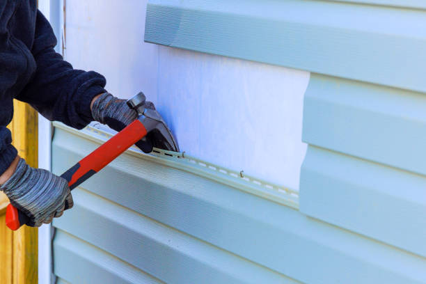 Reliable Emergency Siding Repair contractor in Newark, NJ by Creative Siding